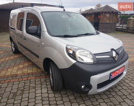 Рено Кєнгу 2018 у Самборе на Automoto.ua Сірий Рено Кєнгу, об'ємом двигуна 0 л та пробігом 72 тис. км за 11000 $, фото 18 на Automoto.ua