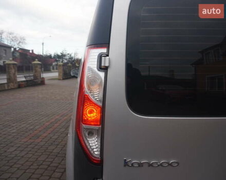 Сірий Рено Кєнгу, об'ємом двигуна 0 л та пробігом 79 тис. км за 11111 $, фото 25 на Automoto.ua