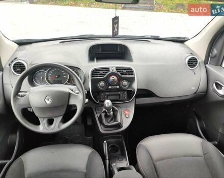 Серый Рено Кенгу, объемом двигателя 1.5 л и пробегом 145 тыс. км за 13300 $, фото 20 на Automoto.ua