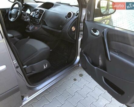 Сірий Рено Кєнгу, об'ємом двигуна 1.5 л та пробігом 195 тис. км за 13999 $, фото 37 на Automoto.ua