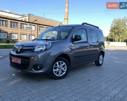 Сірий Рено Кєнгу, об'ємом двигуна 1.5 л та пробігом 195 тис. км за 13999 $, фото 1 на Automoto.ua