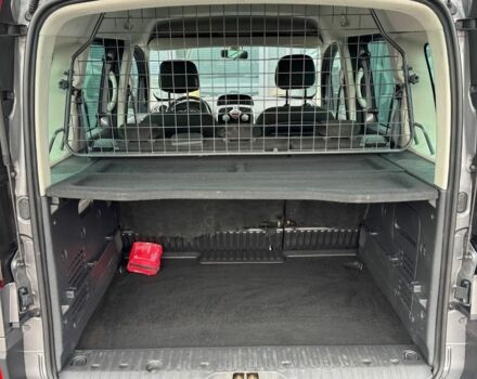 Серый Рено Кенгу, объемом двигателя 1.5 л и пробегом 179 тыс. км за 8500 $, фото 8 на Automoto.ua