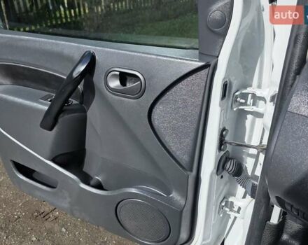 Рено Кенгу 2019 в Калуше на Automoto.ua Серый Рено Кенгу, объемом двигателя 0 л и пробегом 30 тыс. км за 10700 $, фото 11 на Automoto.ua