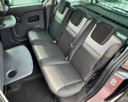 Серый Рено Кенгу, объемом двигателя 1.5 л и пробегом 179 тыс. км за 8500 $, фото 20 на Automoto.ua