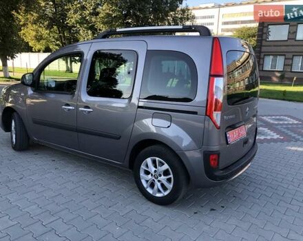 Сірий Рено Кєнгу, об'ємом двигуна 1.5 л та пробігом 195 тис. км за 13999 $, фото 5 на Automoto.ua
