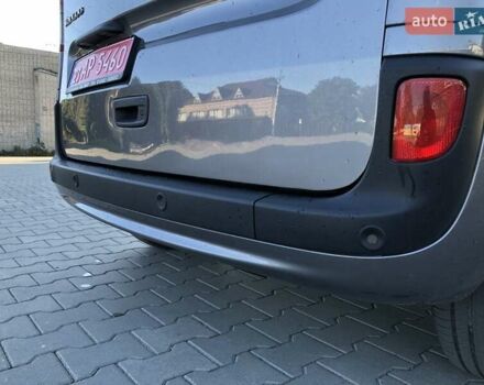 Сірий Рено Кєнгу, об'ємом двигуна 1.5 л та пробігом 195 тис. км за 13999 $, фото 16 на Automoto.ua