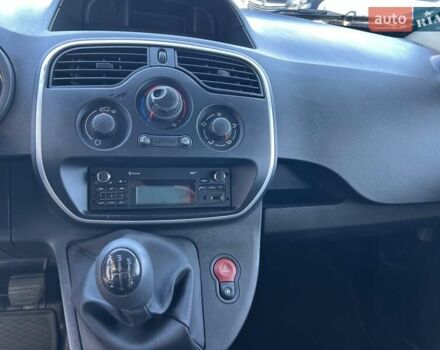 Рено Кенгу 2019 в Одессе на Automoto.ua Серый Рено Кенгу, объемом двигателя 0 л и пробегом 266 тыс. км за 13500 $, фото 15 на Automoto.ua