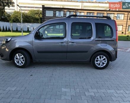 Сірий Рено Кєнгу, об'ємом двигуна 1.5 л та пробігом 195 тис. км за 13999 $, фото 8 на Automoto.ua