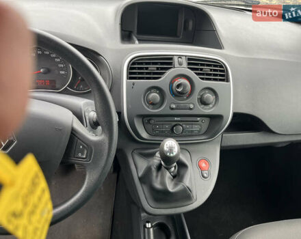 Серый Рено Кенгу, объемом двигателя 1.5 л и пробегом 85 тыс. км за 13500 $, фото 8 на Automoto.ua