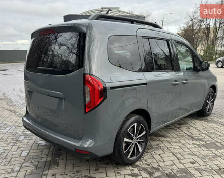 Серый Рено Кенгу, объемом двигателя 0 л и пробегом 11 тыс. км за 24700 $, фото 6 на Automoto.ua