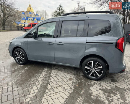 Серый Рено Кенгу, объемом двигателя 0 л и пробегом 11 тыс. км за 24700 $, фото 5 на Automoto.ua