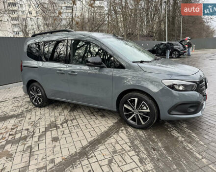 Серый Рено Кенгу, объемом двигателя 0 л и пробегом 11 тыс. км за 24700 $, фото 3 на Automoto.ua