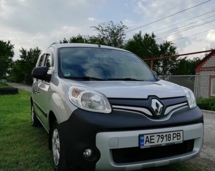 Серый Рено Кенгу, объемом двигателя 1.5 л и пробегом 170 тыс. км за 11999 $, фото 4 на Automoto.ua