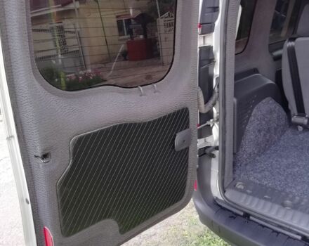 Серый Рено Кенгу, объемом двигателя 1.5 л и пробегом 170 тыс. км за 11999 $, фото 7 на Automoto.ua