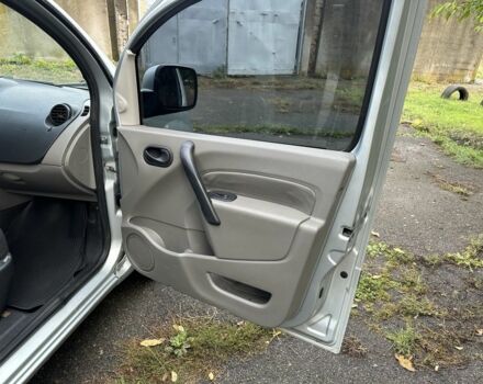 Рено Кєнгу 2008 у Дніпро (Дніпропетровську) на Automoto.ua Сірий Рено Кєнгу, об'ємом двигуна 1.5 л та пробігом 174 тис. км за 6000 $, фото 11 на Automoto.ua