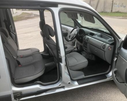 Серый Рено Кенгу, объемом двигателя 1.4 л и пробегом 112 тыс. км за 5500 $, фото 9 на Automoto.ua