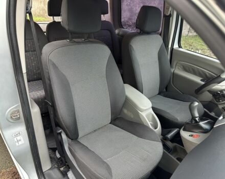 Рено Кєнгу 2008 у Дніпро (Дніпропетровську) на Automoto.ua Сірий Рено Кєнгу, об'ємом двигуна 1.5 л та пробігом 174 тис. км за 6000 $, фото 12 на Automoto.ua