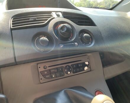 Сірий Рено Кєнгу, об'ємом двигуна 1.5 л та пробігом 270 тис. км за 5400 $, фото 9 на Automoto.ua