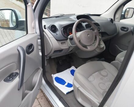 Сірий Рено Кєнгу, об'ємом двигуна 1.5 л та пробігом 240 тис. км за 7500 $, фото 5 на Automoto.ua