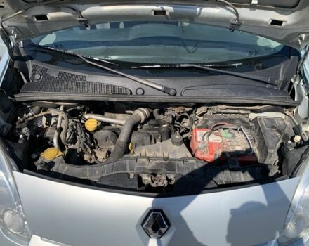 Сірий Рено Кєнгу, об'ємом двигуна 1.5 л та пробігом 270 тис. км за 5400 $, фото 17 на Automoto.ua