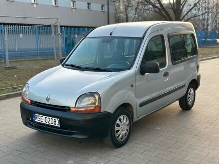 Сірий Рено Кєнгу, об'ємом двигуна 0 л та пробігом 200 тис. км за 1950 $, фото 1 на Automoto.ua
