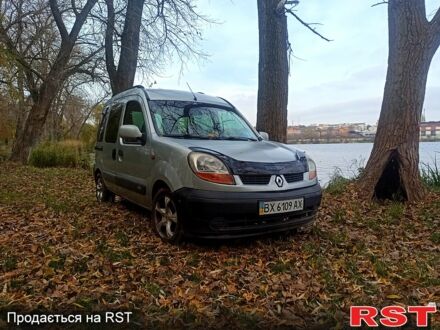 Серый Рено Кенгу, объемом двигателя 1.5 л и пробегом 216 тыс. км за 2700 $, фото 1 на Automoto.ua
