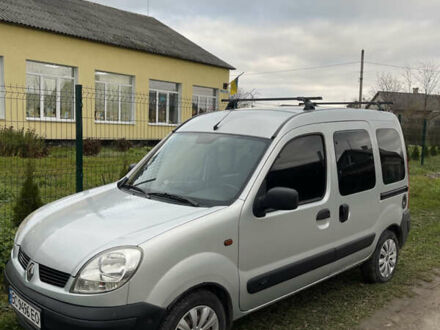 Серый Рено Кенгу, объемом двигателя 1.5 л и пробегом 470 тыс. км за 3200 $, фото 1 на Automoto.ua