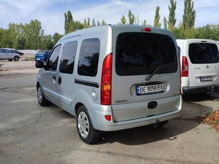 Рено Кенгу 2005 в Южноукраинске на Automoto.ua Серый Рено Кенгу, объемом двигателя 1.2 л и пробегом 192 тыс. км за 4800 $, фото 1 на Automoto.ua