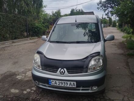 Рено Кенгу 2006 в Черкассах на Automoto.ua Серый Рено Кенгу, объемом двигателя 1.4 л и пробегом 291 тыс. км за 3800 $, фото 1 на Automoto.ua