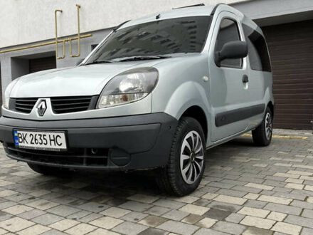 Серый Рено Кенгу, объемом двигателя 1.5 л и пробегом 290 тыс. км за 5400 $, фото 1 на Automoto.ua