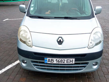 Серый Рено Кенгу, объемом двигателя 1.5 л и пробегом 156 тыс. км за 7500 $, фото 1 на Automoto.ua