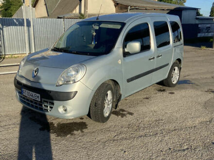 Серый Рено Кенгу, объемом двигателя 1.46 л и пробегом 320 тыс. км за 6500 $, фото 1 на Automoto.ua