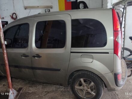 Сірий Рено Кєнгу, об'ємом двигуна 0 л та пробігом 415 тис. км за 4000 $, фото 1 на Automoto.ua