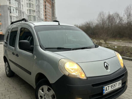 Серый Рено Кенгу, объемом двигателя 1.5 л и пробегом 275 тыс. км за 6700 $, фото 1 на Automoto.ua