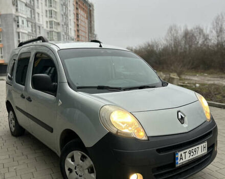 Серый Рено Кенгу, объемом двигателя 1.5 л и пробегом 275 тыс. км за 6700 $, фото 1 на Automoto.ua