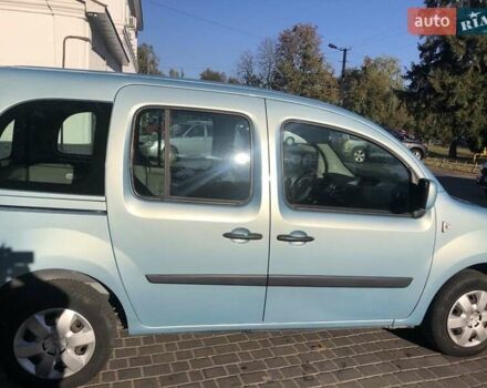 Серый Рено Кенгу, объемом двигателя 1.5 л и пробегом 300 тыс. км за 7650 $, фото 1 на Automoto.ua