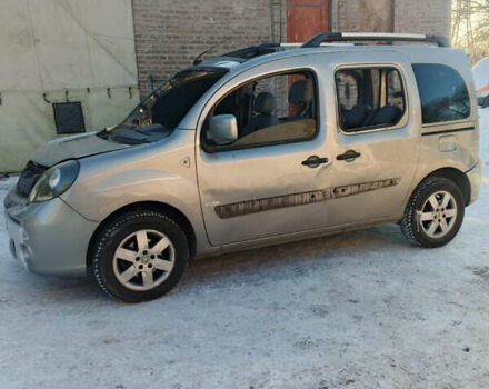 Серый Рено Кенгу, объемом двигателя 1.5 л и пробегом 324 тыс. км за 4000 $, фото 1 на Automoto.ua