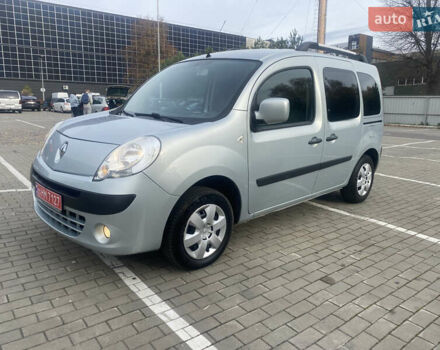 Серый Рено Кенгу, объемом двигателя 1.6 л и пробегом 230 тыс. км за 7450 $, фото 1 на Automoto.ua