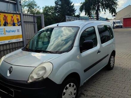 Серый Рено Кенгу, объемом двигателя 1.5 л и пробегом 290 тыс. км за 4800 $, фото 1 на Automoto.ua