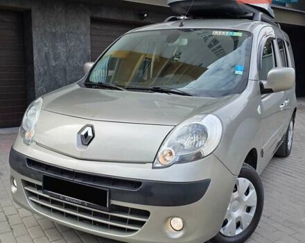 Сірий Рено Кєнгу, об'ємом двигуна 1.5 л та пробігом 250 тис. км за 7999 $, фото 1 на Automoto.ua