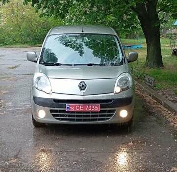 Сірий Рено Кєнгу, об'ємом двигуна 1.5 л та пробігом 215 тис. км за 7800 $, фото 1 на Automoto.ua
