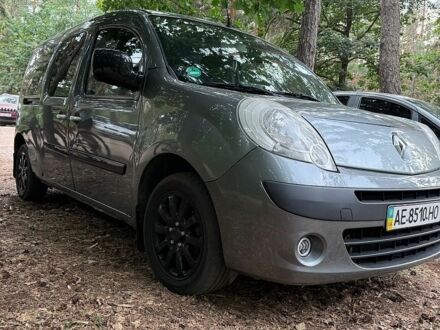 Сірий Рено Кєнгу, об'ємом двигуна 1.5 л та пробігом 172 тис. км за 8300 $, фото 1 на Automoto.ua