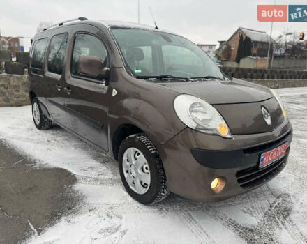 Сірий Рено Кєнгу, об'ємом двигуна 1.5 л та пробігом 220 тис. км за 9600 $, фото 1 на Automoto.ua