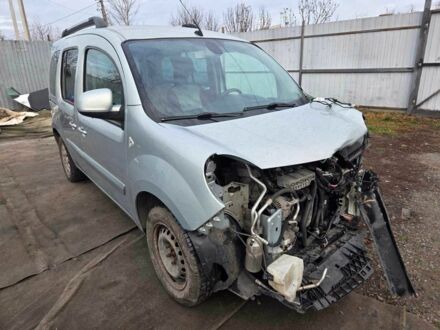 Сірий Рено Кєнгу, об'ємом двигуна 1.6 л та пробігом 120 тис. км за 4900 $, фото 1 на Automoto.ua