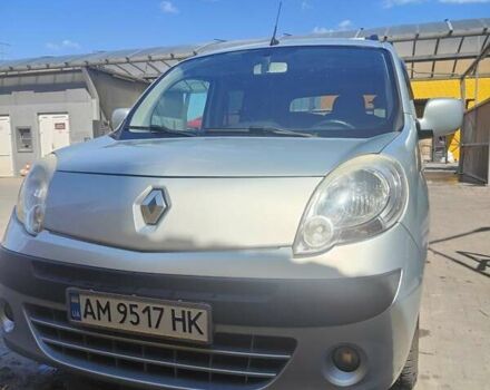 Серый Рено Кенгу, объемом двигателя 1.46 л и пробегом 290 тыс. км за 8700 $, фото 1 на Automoto.ua