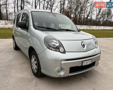 Сірий Рено Кєнгу, об'ємом двигуна 1.6 л та пробігом 245 тис. км за 8200 $, фото 1 на Automoto.ua