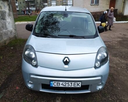 Серый Рено Кенгу, объемом двигателя 1.6 л и пробегом 1 тыс. км за 7500 $, фото 1 на Automoto.ua