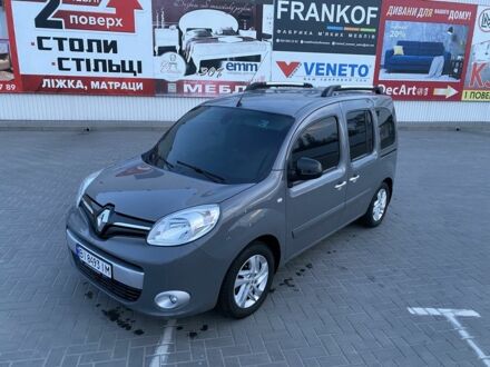 Серый Рено Кенгу, объемом двигателя 1.5 л и пробегом 229 тыс. км за 11555 $, фото 1 на Automoto.ua