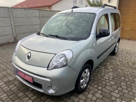Серый Рено Кенгу, объемом двигателя 0 л и пробегом 268 тыс. км за 7950 $, фото 1 на Automoto.ua