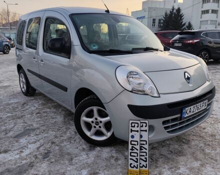 Серый Рено Кенгу, объемом двигателя 1.5 л и пробегом 200 тыс. км за 8650 $, фото 1 на Automoto.ua